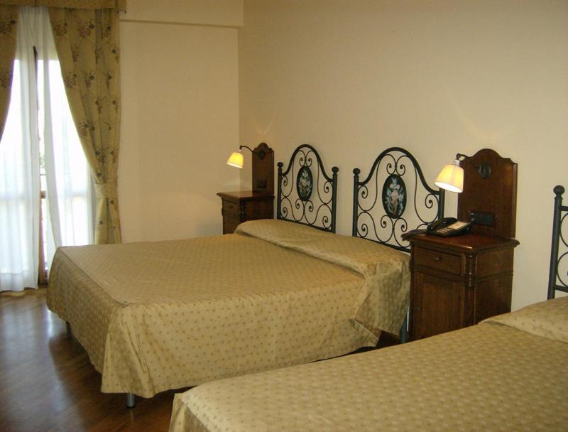 La Locanda Di Castromediano Castelmezzano Habitación foto