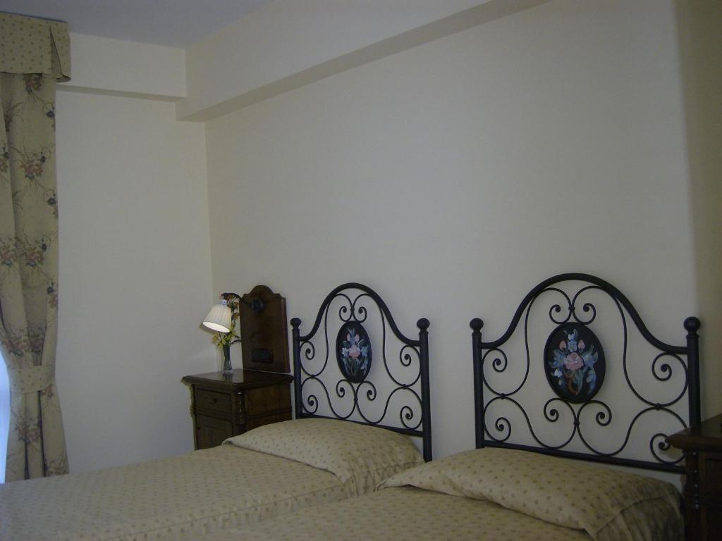 La Locanda Di Castromediano Castelmezzano Habitación foto